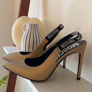 Moschino Logo Slingback Pumps